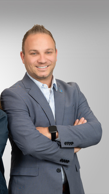 Portrait of Andrew Hersey, Broker Associate